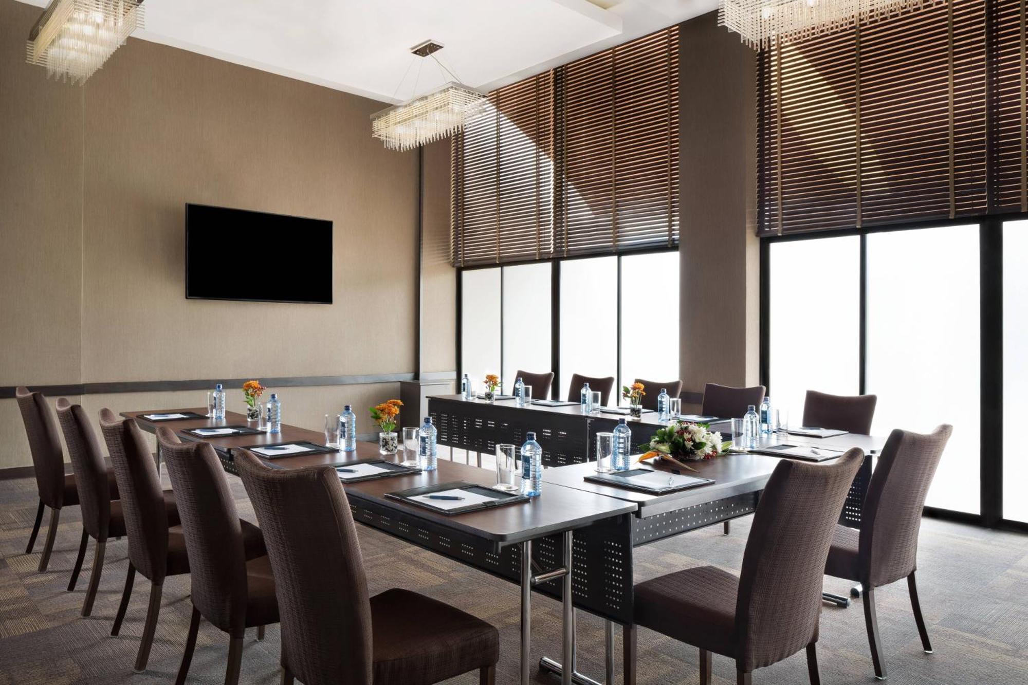 Four Points By Sheraton Nairobi Hurlingham Eksteriør billede